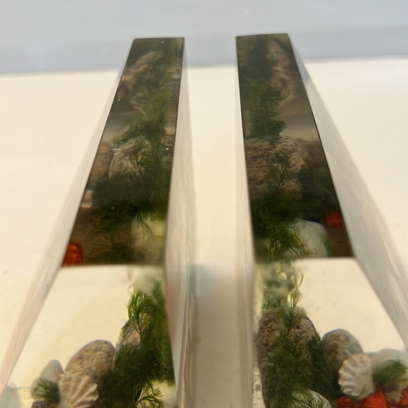 1960s Lucite Book Ends Clear Float TM Ocean Scene Lobsters - Picture 6 of 14